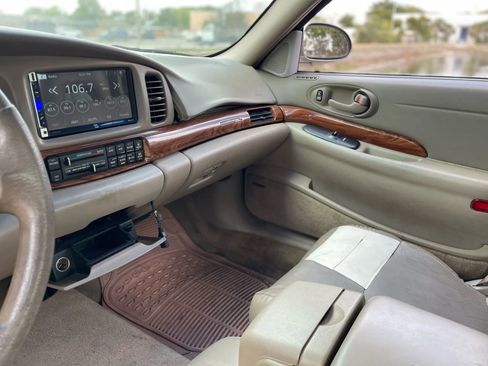 Used 2000 Buick Le Sabre Custom w/ Prestige Opt Pkg image 19