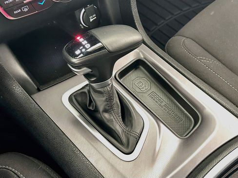 Used 2023 Dodge Charger SXT RWD image 16