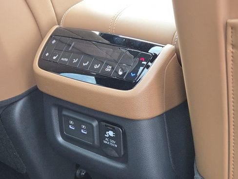 New 2026 INFINITI QX60 Autograph image 10