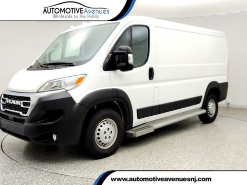 Used 2025 RAM ProMaster 2500 w/ U-Haul Equipment Group FWD image 1