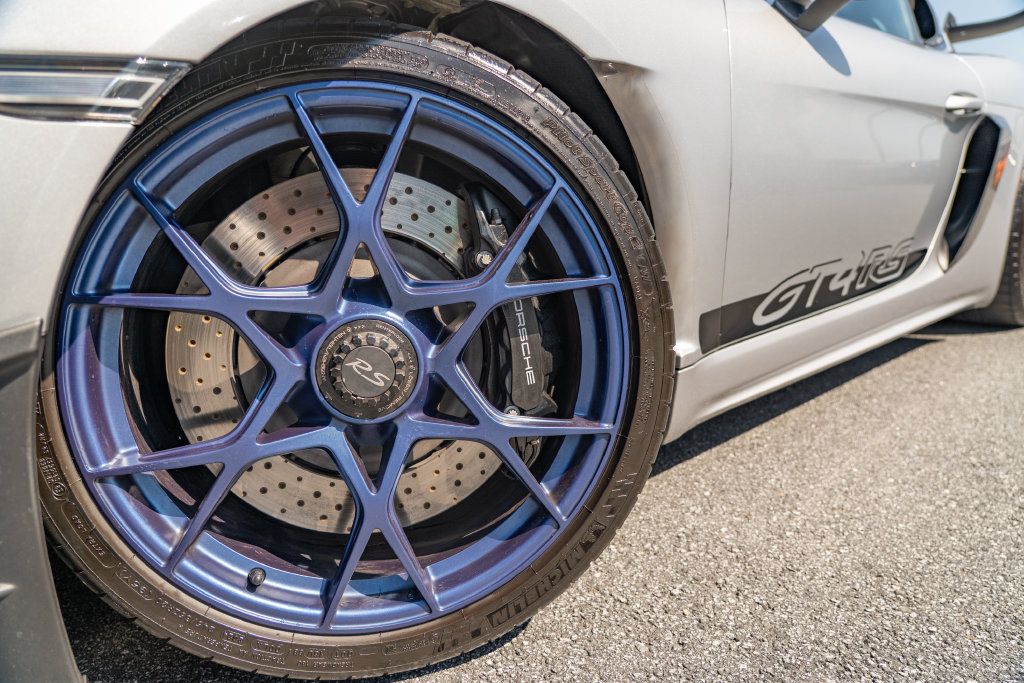Used 2023 Porsche 718 Cayman GT4 RS w/ Weissach Package RWD image 3
