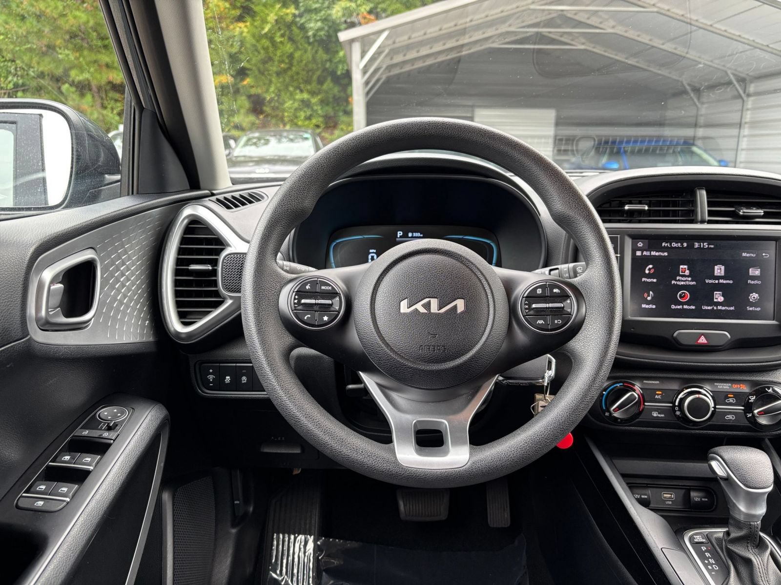 Used 2025 Kia Soul LX w/ LX Technology Package FWD image 30