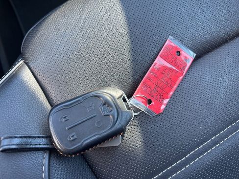 Used 2017 GMC Acadia Denali w/ LPO, Cargo Package AWD/4WD image 39