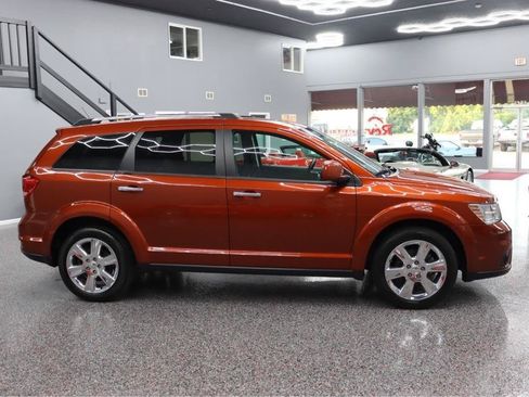 Used 2014 Dodge Journey Limited w/ Flexible Seating Group FWD image 6