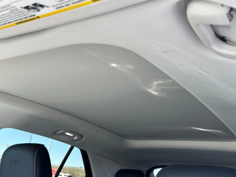 New 2026 Buick Envision Sport Touring image 17