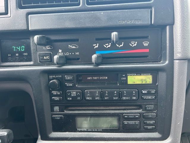 Used 1993 Toyota 4Runner SR5 AWD/4WD image 24