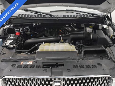 Used 2022 Lincoln Navigator Reserve image 32