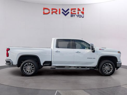 New 2026 Chevrolet Silverado 2500 LTZ w/ LTZ Premium Package image 6