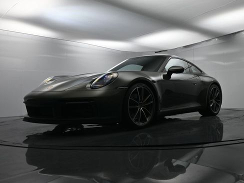 Used 2022 Porsche 911 Carrera S image 41