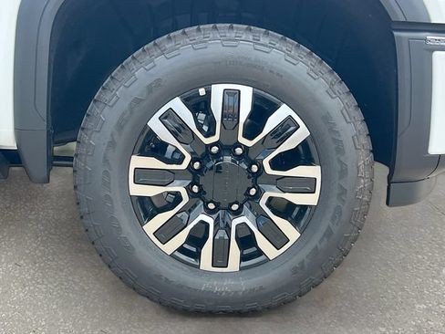 New 2026 GMC Sierra 2500 Denali Ultimate AWD/4WD image 19