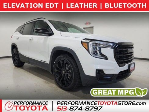 Used 2022 GMC Terrain SLT w/ Elevation Edition image 1