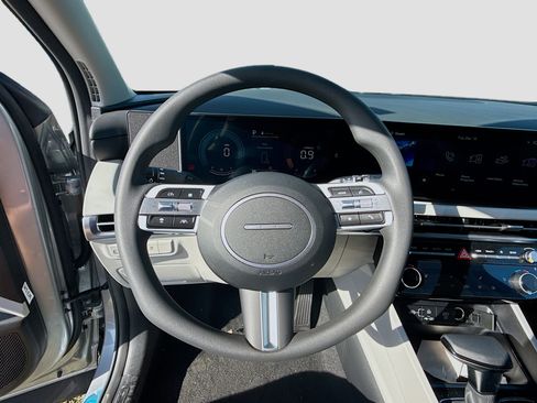 New 2026 Hyundai Tucson SEL image 8