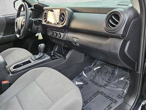 Used 2022 Toyota Tacoma SR w/ SR Convenience Package RWD image 20