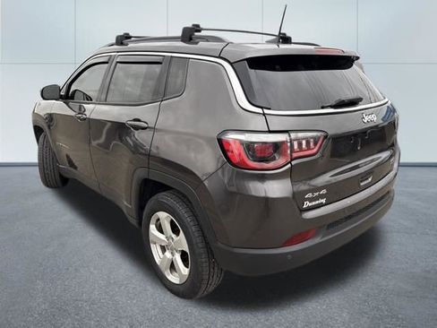 Used 2019 Jeep Compass Latitude w/ Safe & Security Group image 2
