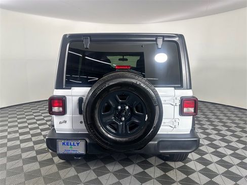Used 2020 Jeep Wrangler Unlimited Sport image 6