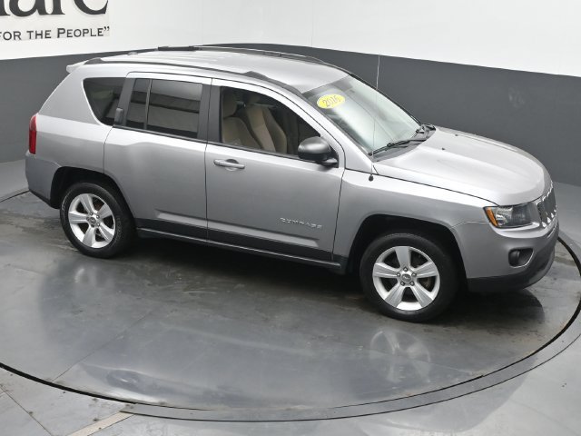 Used 2016 Jeep Compass Sport w/ Power Value Group FWD image 42
