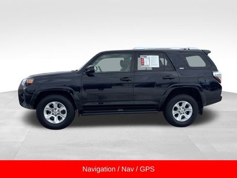 Used 2017 Toyota 4Runner SR5 image 4