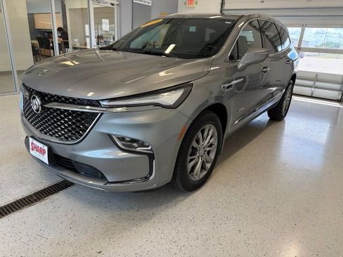 Used 2024 Buick Enclave Avenir w/ Avenir Technology Package AWD/4WD image 6