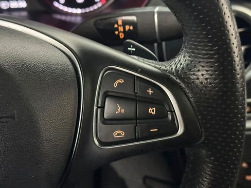 Used 2018 Mercedes-Benz GLC 300 w/ Premium Package image 30