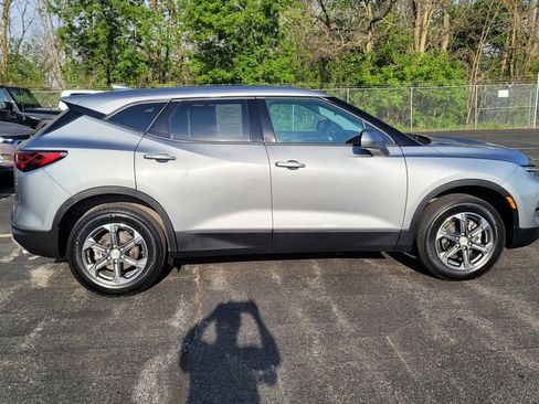 Used 2025 Chevrolet Blazer LT AWD/4WD image 7