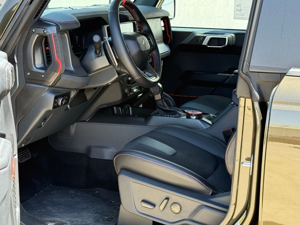 New 2026 Ford Bronco Raptor w/ Interior Carbon Fiber Pack AWD/4WD image 6