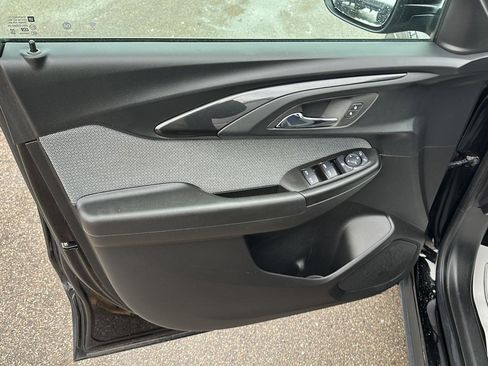 Certified 2023 Chevrolet TrailBlazer LT w/ Convenience Package image 16