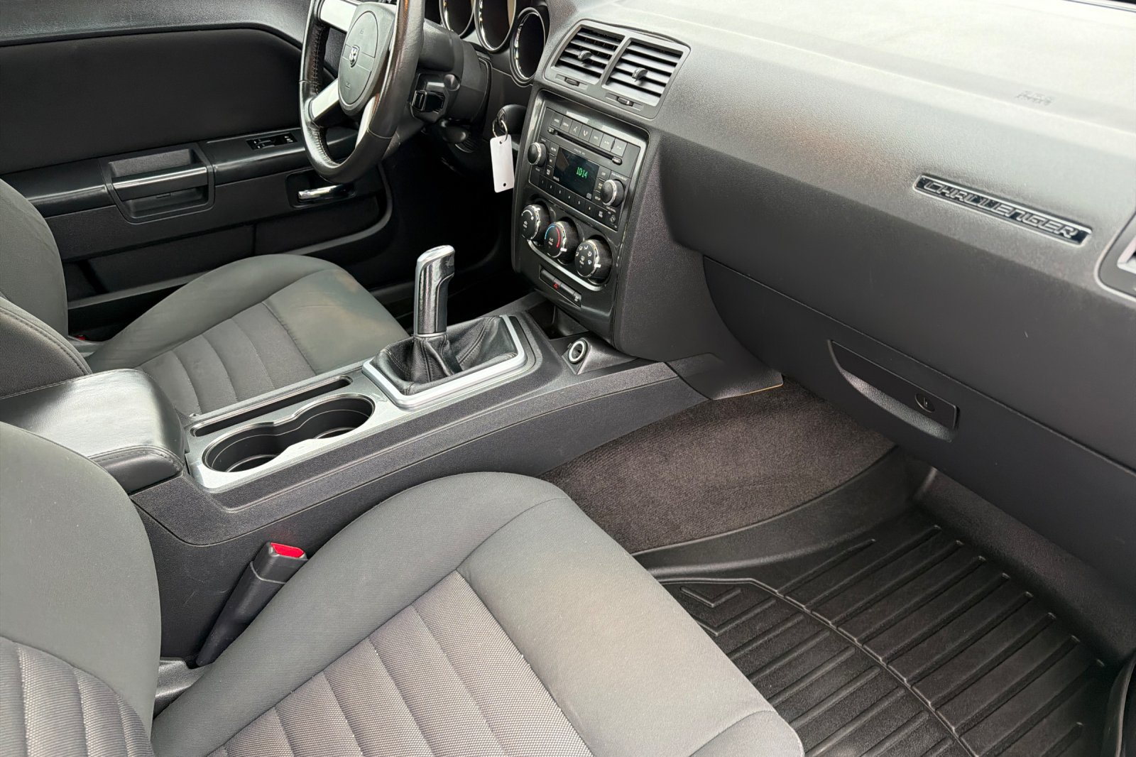 Used 2009 Dodge Challenger R/T RWD image 14