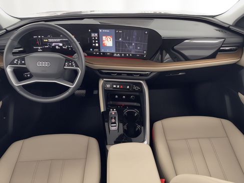 Certified 2025 Audi Q5 Premium w/ 19" Wheel Package AWD/4WD image 19