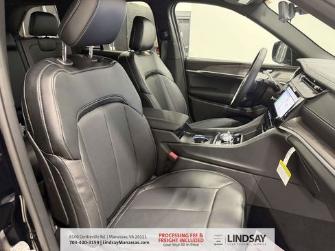 New 2026 Jeep Grand Cherokee Limited AWD/4WD image 11