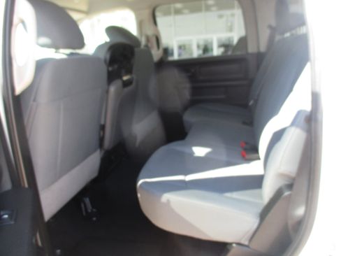 Used 2018 RAM 2500 Tradesman w/ Popular Equipment Group image 5