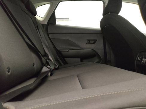 Used 2025 Hyundai Kona SEL FWD image 19