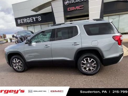 Certified 2023 GMC Acadia SLE w/ Driver Convenience Package image 7