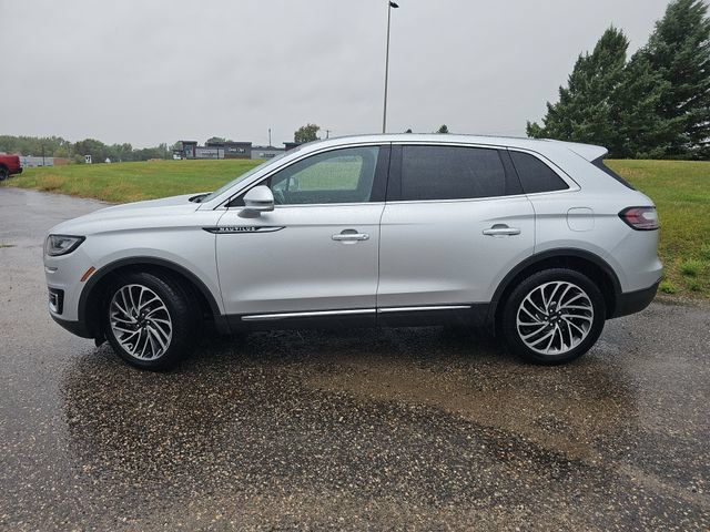 Used 2019 Lincoln Nautilus Reserve AWD/4WD image 2