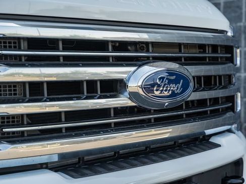 New 2026 Ford F350 Platinum w/ Platinum Plus Package AWD/4WD image 16