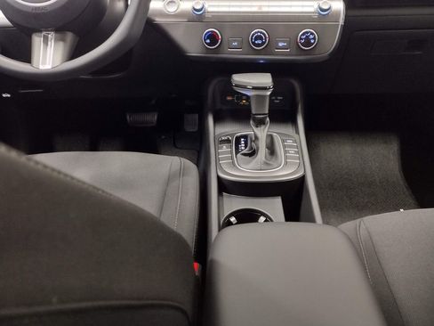 New 2026 Hyundai Kona SE image 32