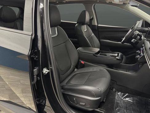 Used 2025 Hyundai Tucson Limited image 33