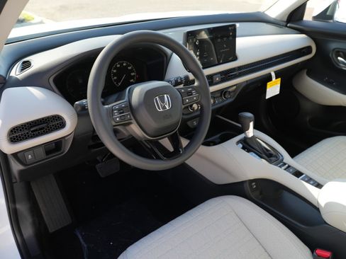 New 2026 Honda HR-V LX image 15