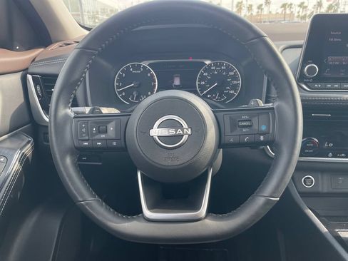 Certified 2023 Nissan Rogue SV w/ SV Premium Package AWD/4WD image 11