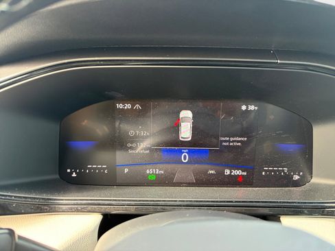 Used 2025 Volkswagen Taos S image 11