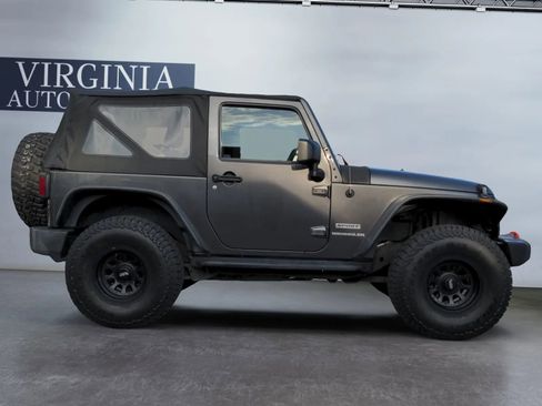 Used 2014 Jeep Wrangler Sport image 5