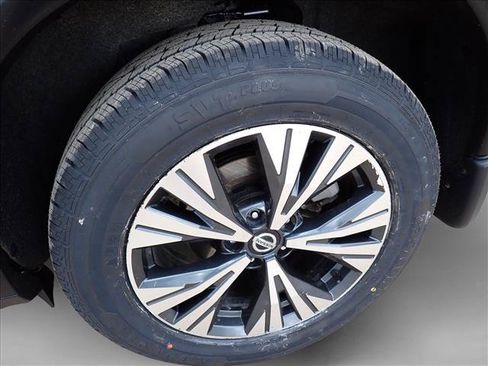 Used 2021 Nissan Rogue SV AWD/4WD image 7