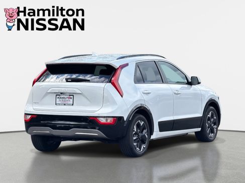 Used 2023 Kia Niro Wind w/ Wind Preserve Package image 2