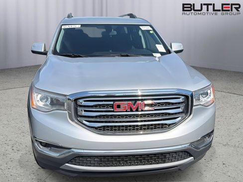 Used 2019 GMC Acadia SLE FWD image 4