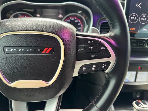 Used 2015 Dodge Charger R/T w/ Premium Group image 28