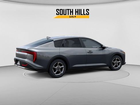 New 2026 Kia K4 FWD image 6