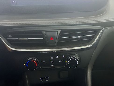 Used 2025 Buick Encore GX Preferred image 24