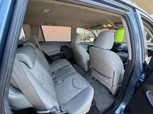 Used 2011 Toyota RAV4 4WD w/ Base L4 Extra Value Pkg image 12