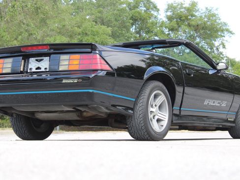 Used 1988 Chevrolet Camaro LT RWD image 8