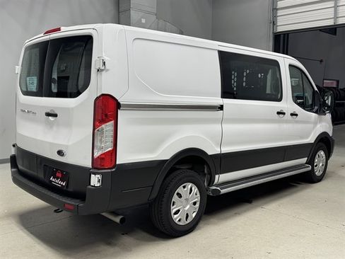 Used 2025 Ford Transit 250 Low Roof w/ Exterior Upgrade Package RWD image 8