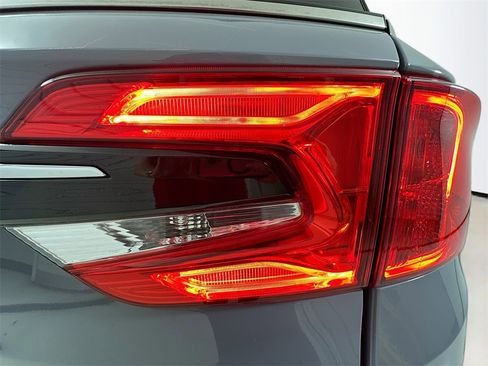 Certified 2024 Honda Odyssey Elite image 10